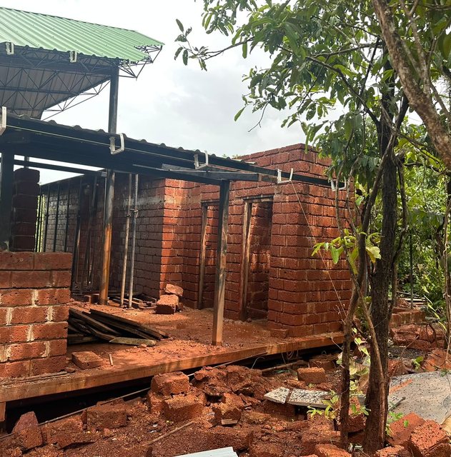 Exposed Laterite Masonry at Echo Ashram