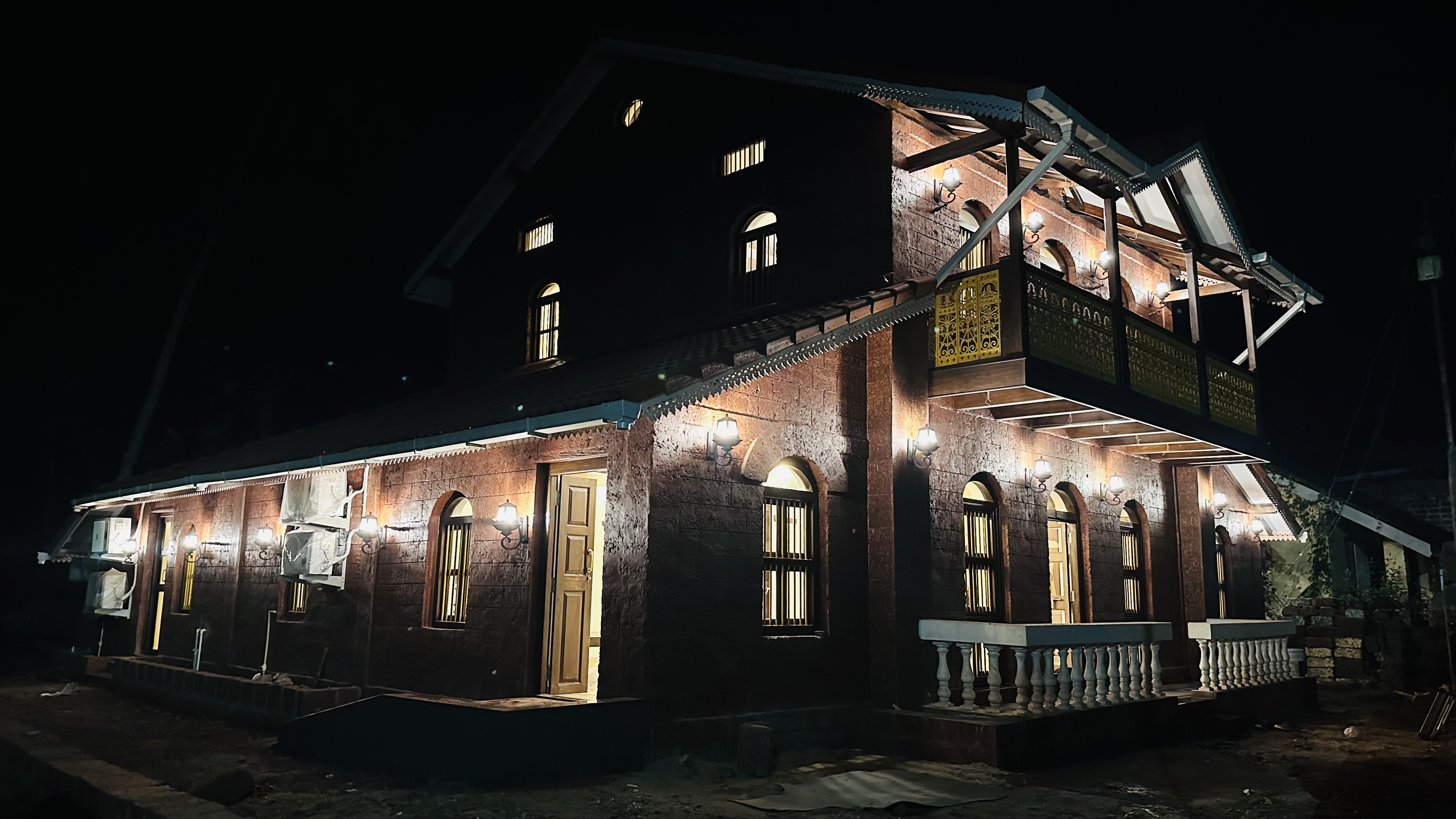 Satoskar Heritage Bungalow Ambient Night Facade Illumination